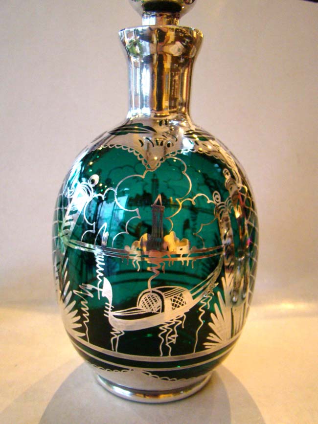 An attractive vintage sherry set including a decanter and six matching sherry glasses — image 2